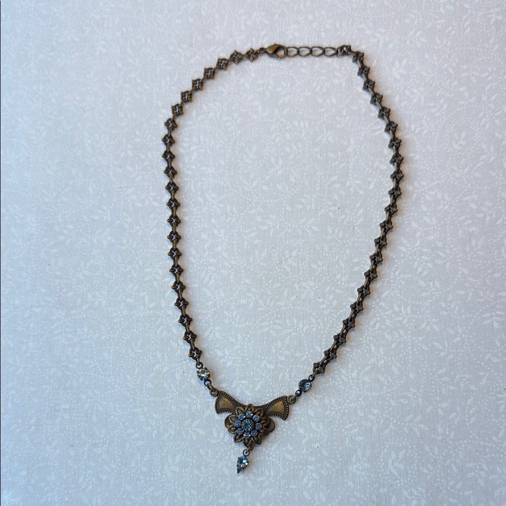 Timeless Vintage Blue Floral‎ Necklace